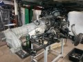 Audi motora un ātrumkārbas izcelšana un remontdarbiem